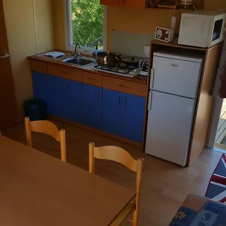 Campingplads Mobil-home Clermont-auvergne *
